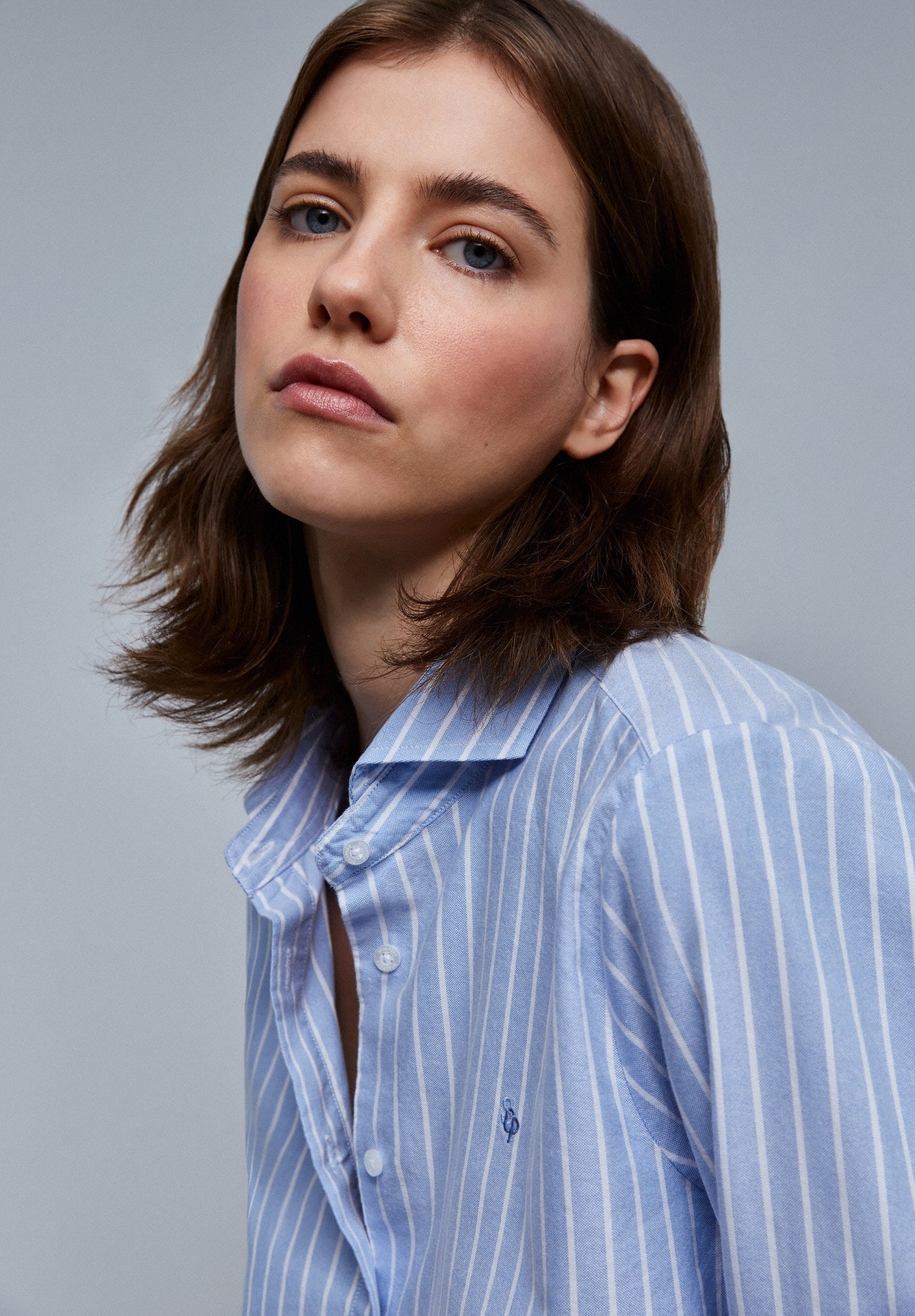 CLASSIC SHIRT WITH EMBROIDERED CHEST - Image 3