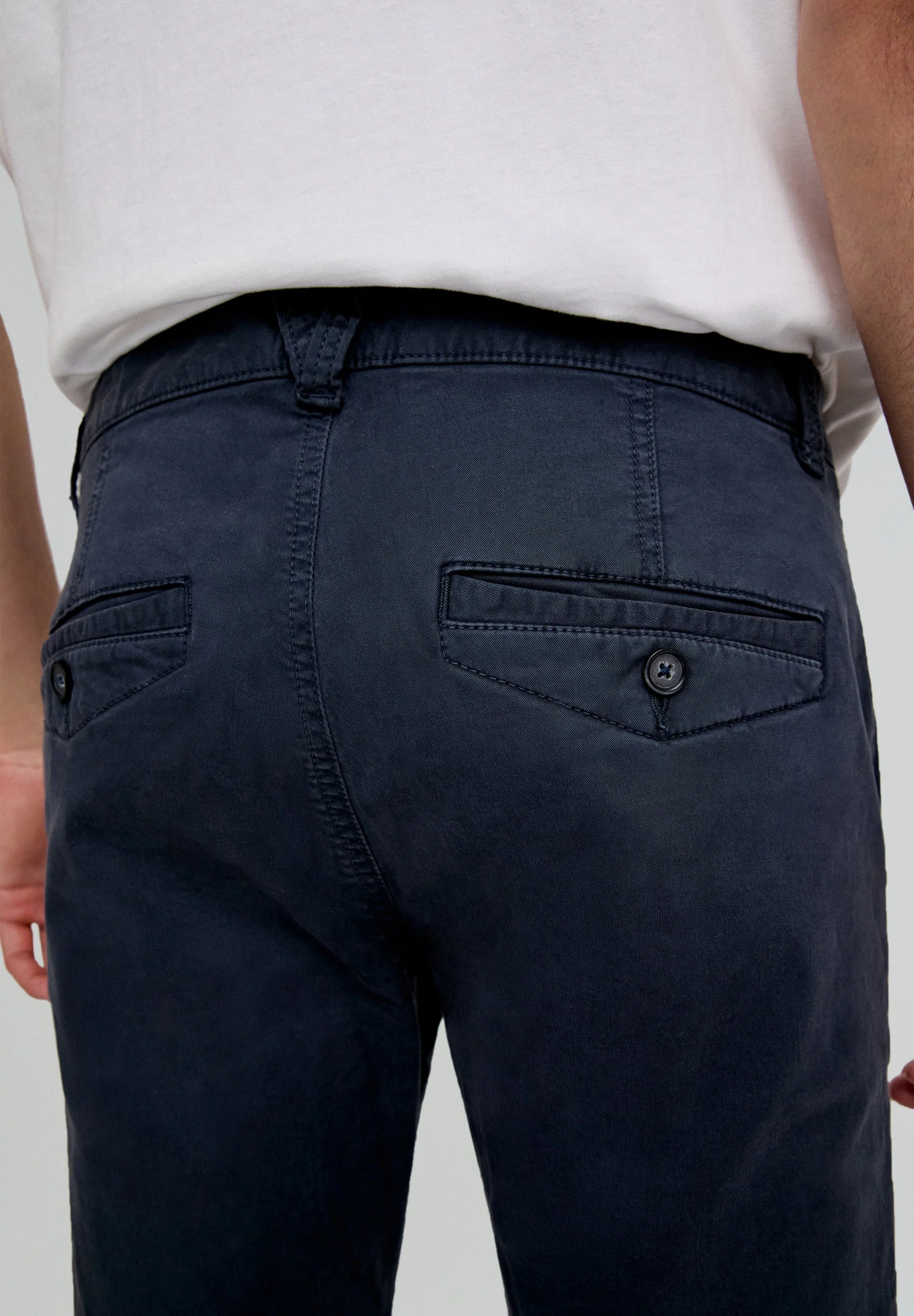 CASUAL CHINO TROUSERS - Image 4