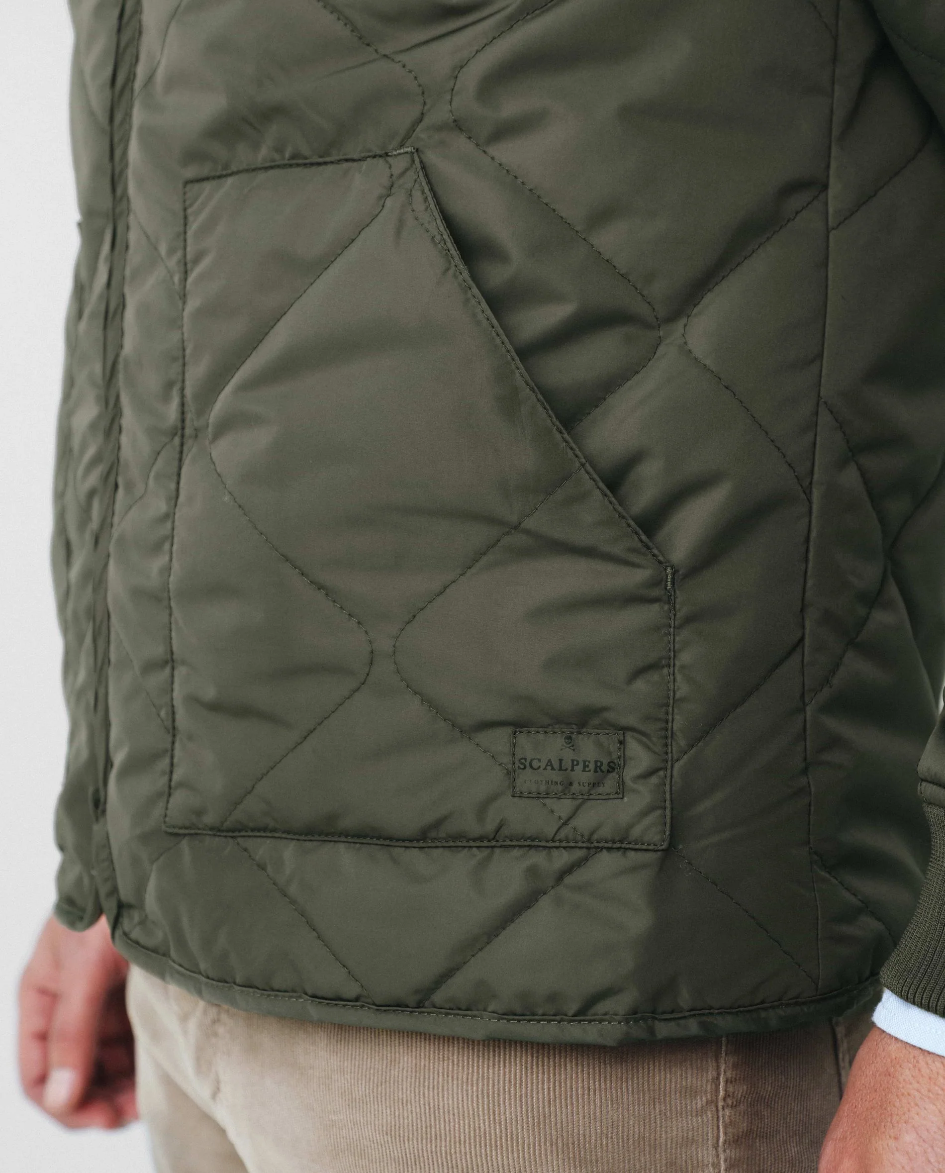 Copy of ELASTIC QUILTED JACKET - Image 4
