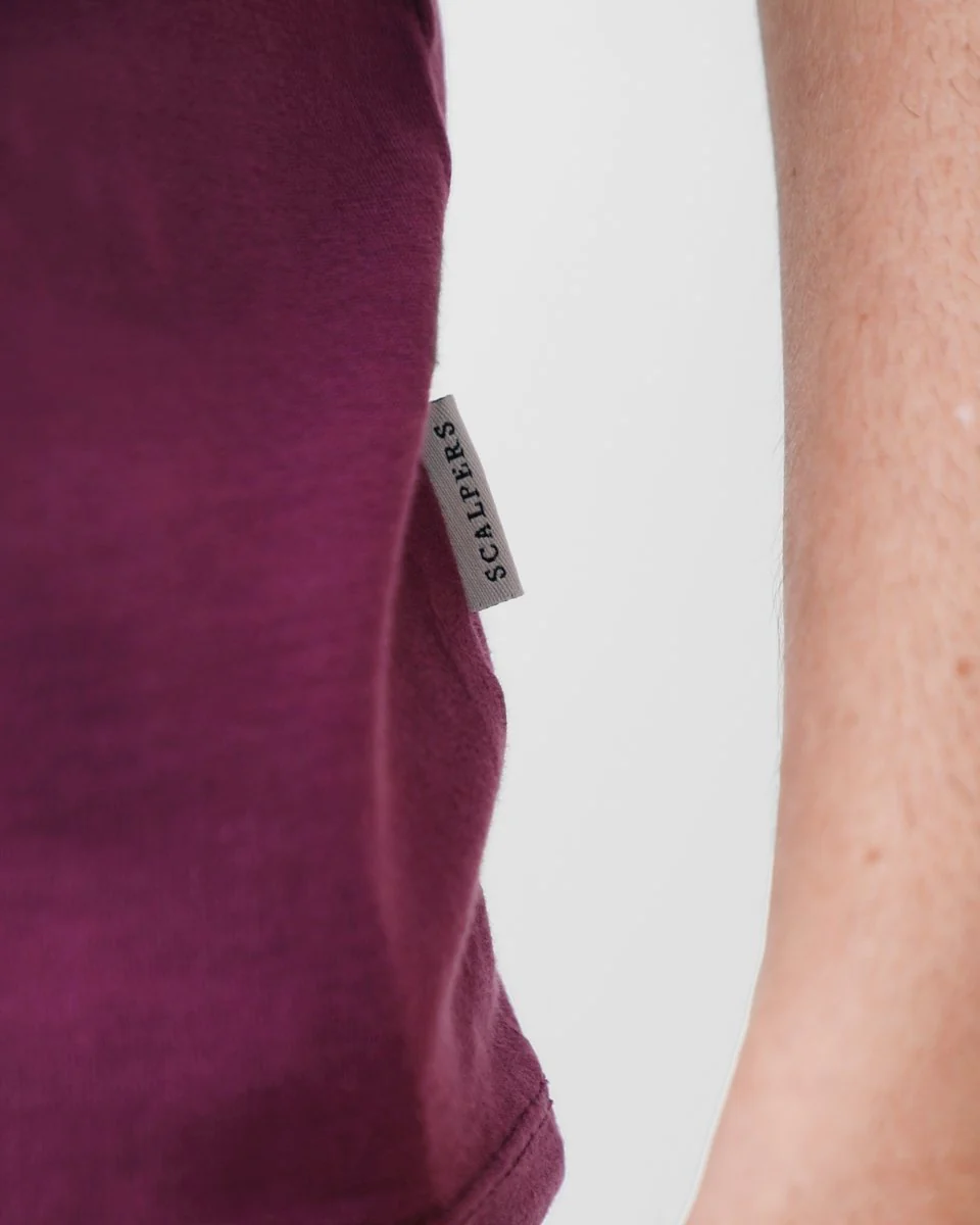 BASIC T-SHIRT WITH SCALPERS PRINT - Image 4